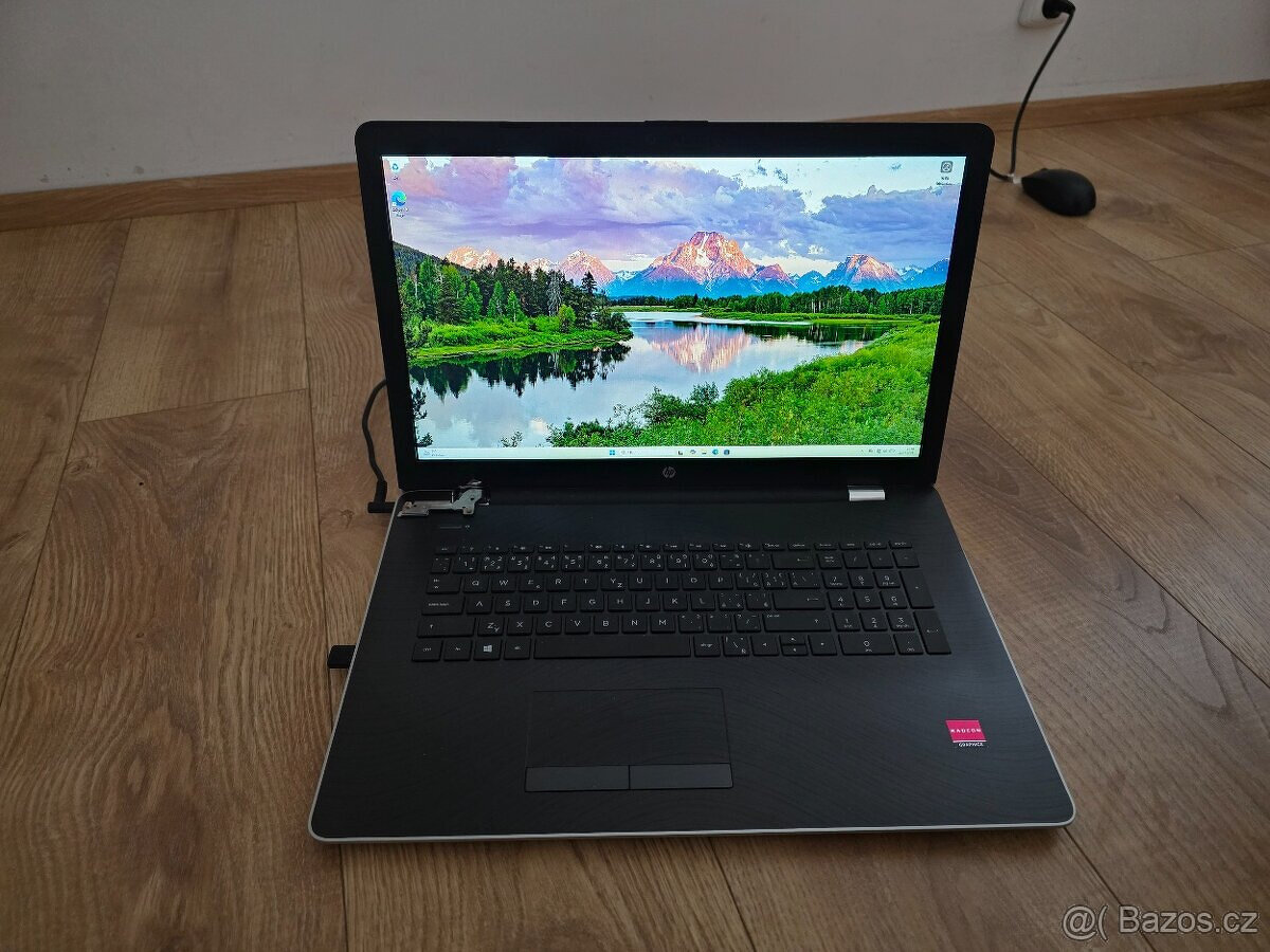Notebook HP 17 palců - 2