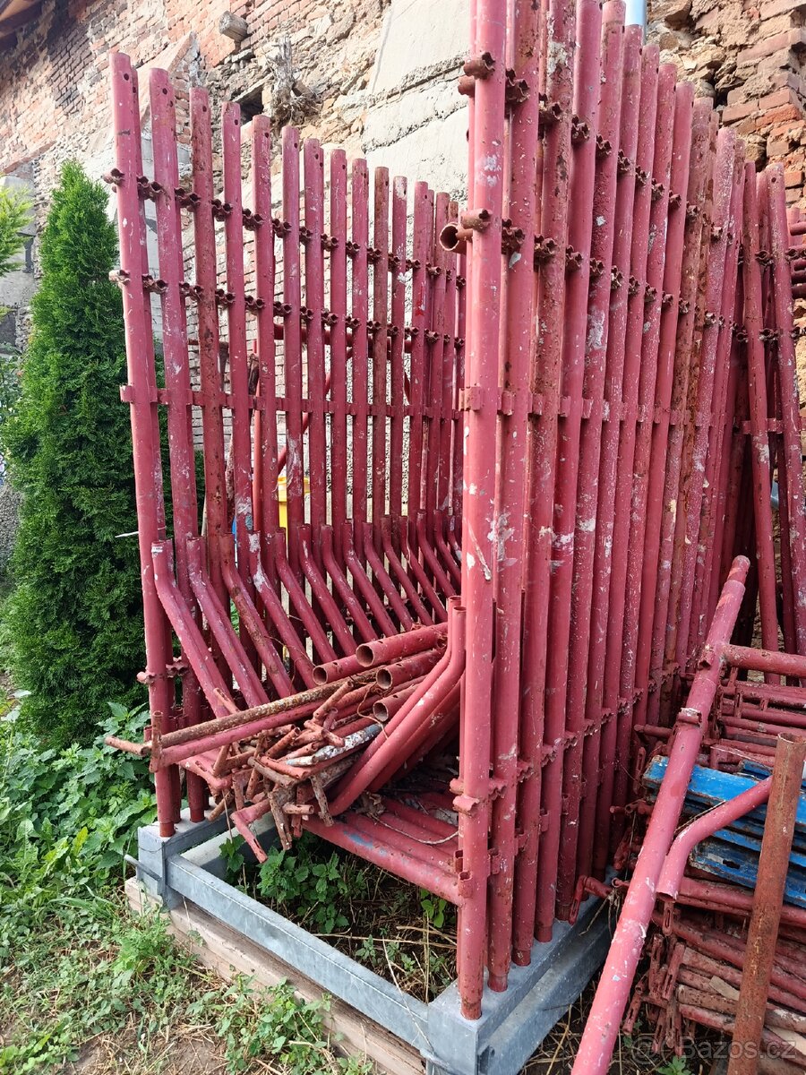 Rámové lešení 259,2m2. - 2