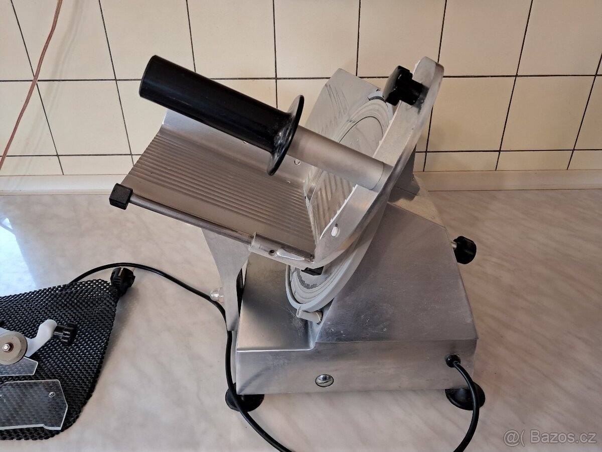 Nářezový stroj - 2