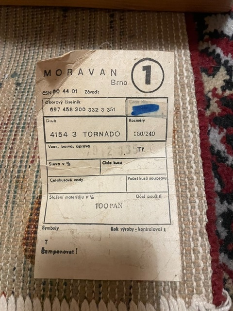 Prodám kusový koberec - 2