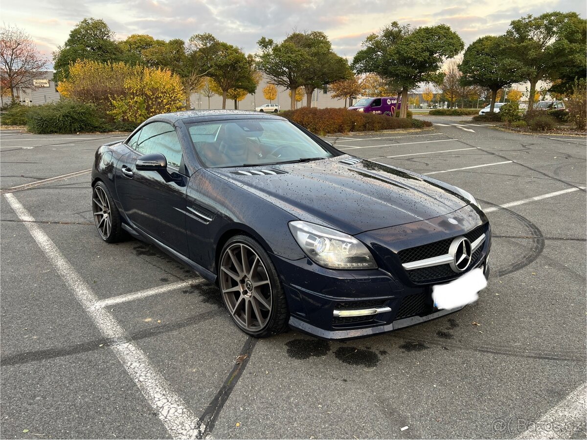 Mercedes-Benz SLK 250 CGI AMG - 2