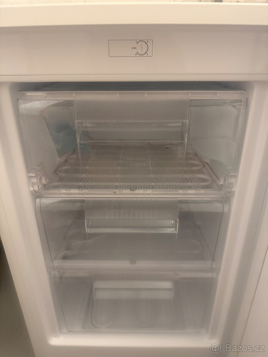 Mrazák SIGURO UF-A110W Fast Freeze 85 - 2