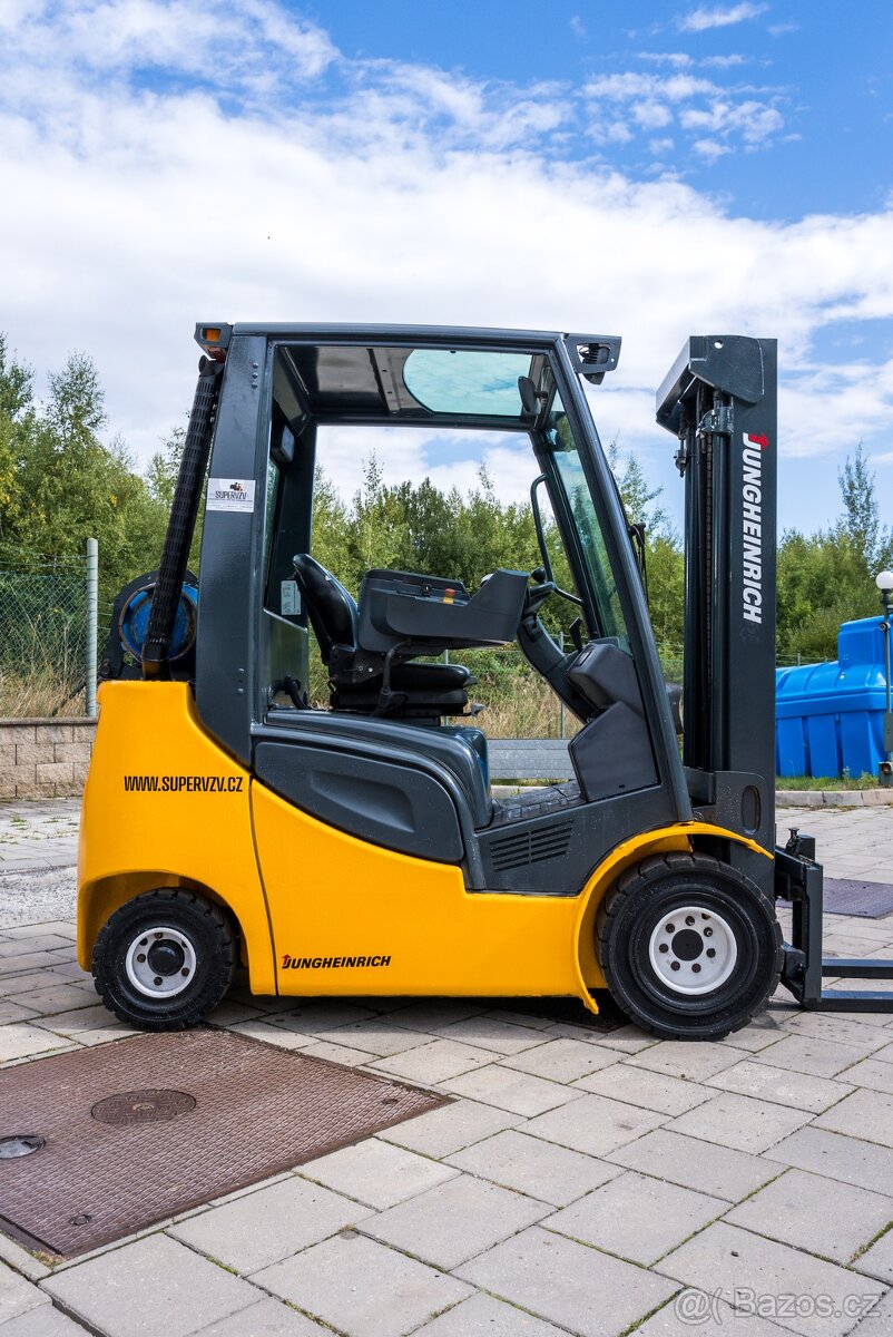 Vysokozdvižný vozík Jungheinrich TFG 320s (VV0027) - 2