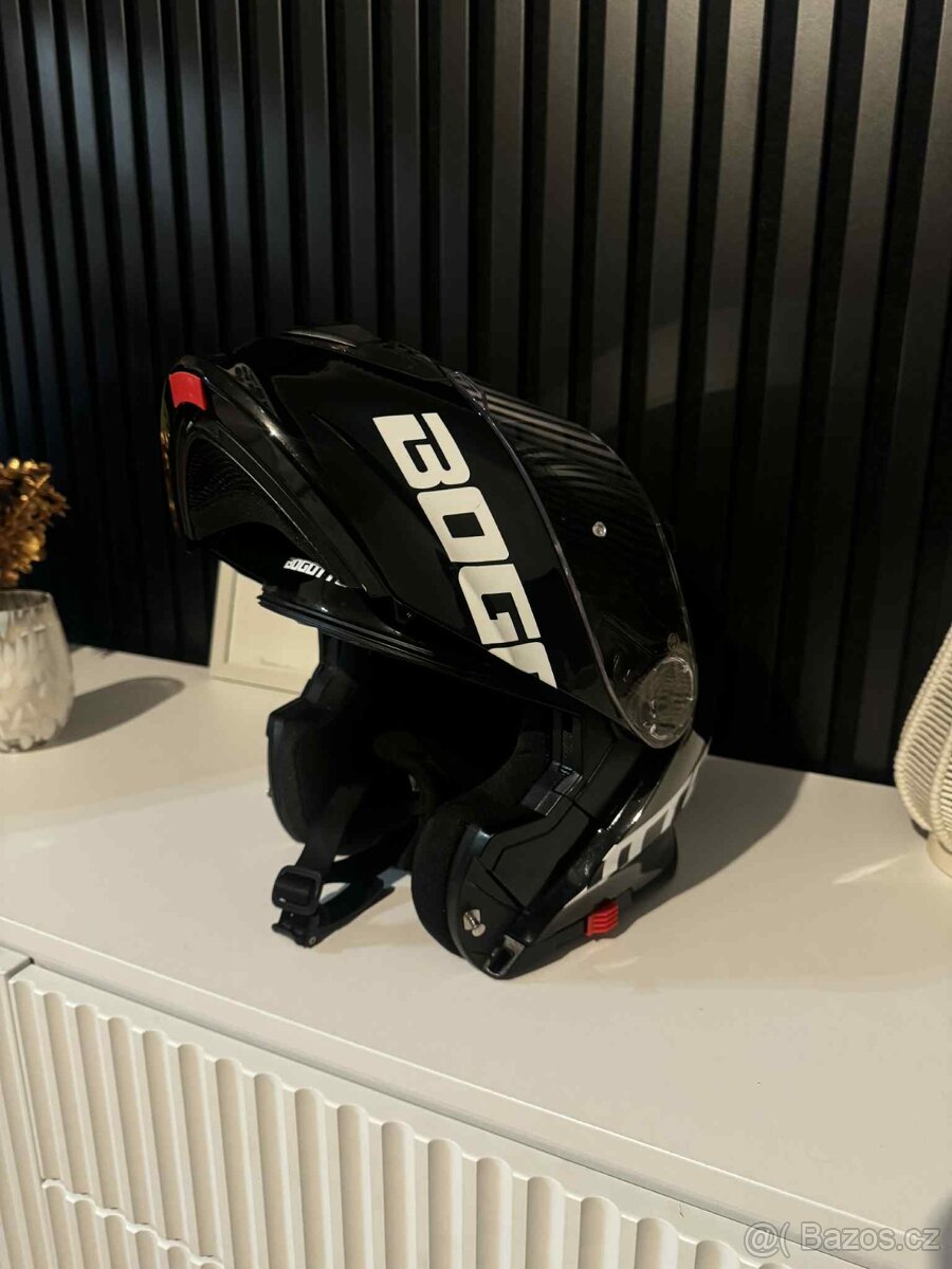 Prodám helmu na motorku/skůtr - 2