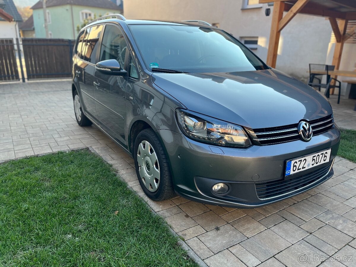 VW Touran 2.0 TDI Comfortline Cup, 7 míst, 5/2015 - 2