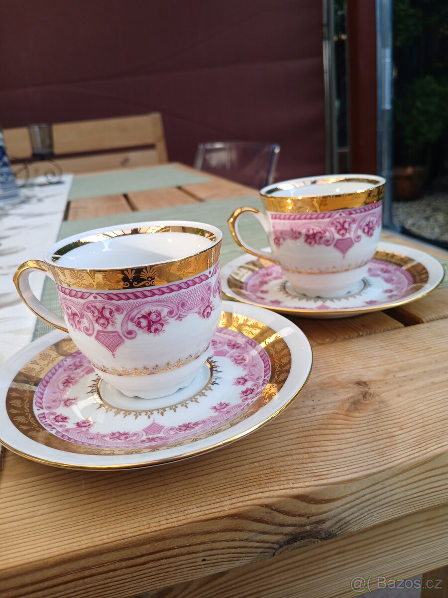 Přátelská kávová souprava - 2