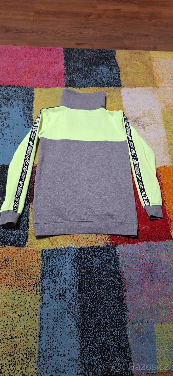 Chlapecká mikina - 2