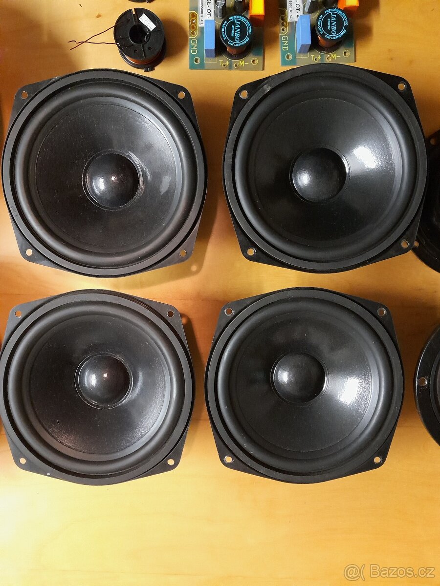 Reproduktory Tesla - 2