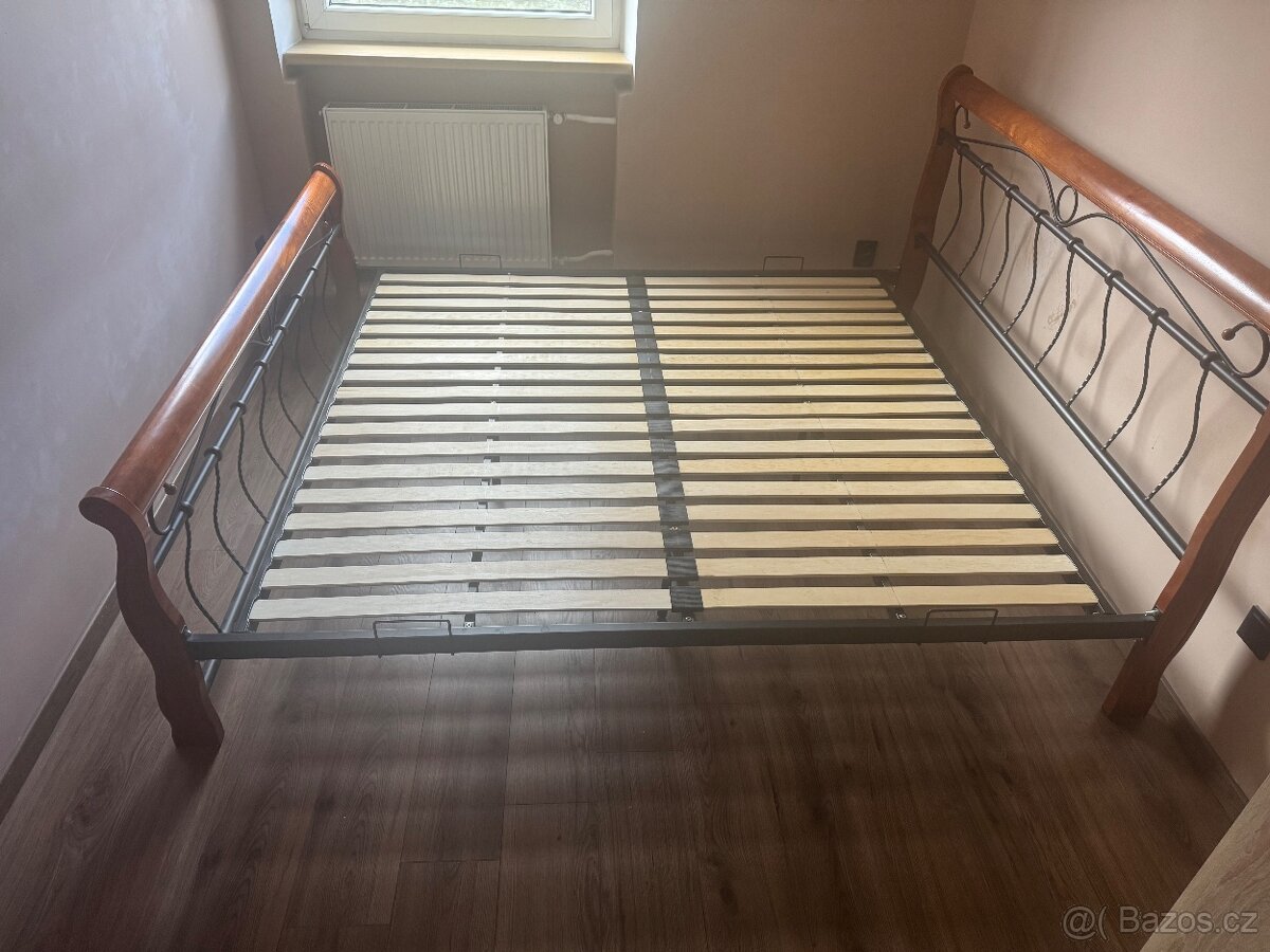 Prodám rám postele 180 X 200 - 2