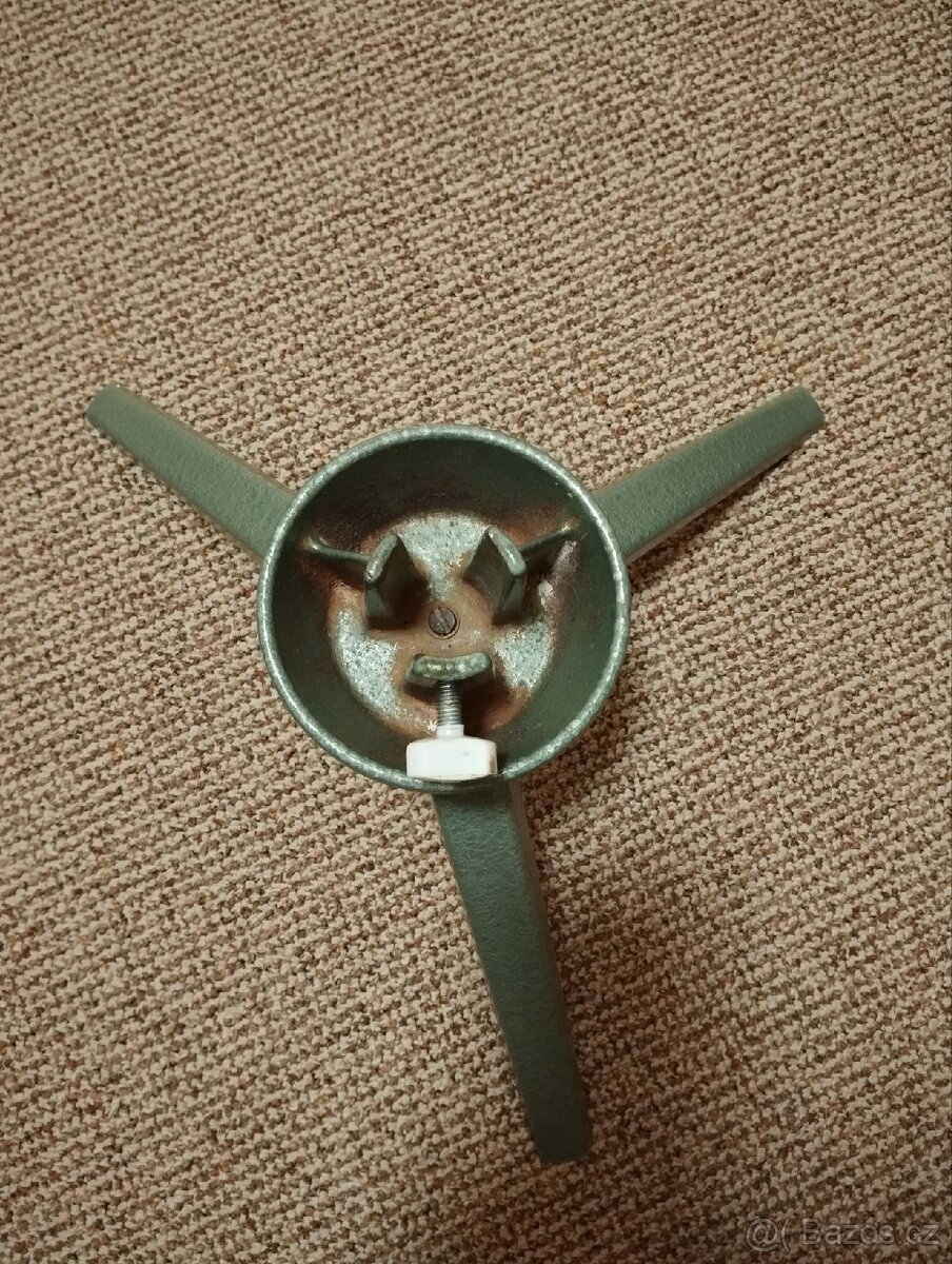 Stojánek na vánoční stromek - 2