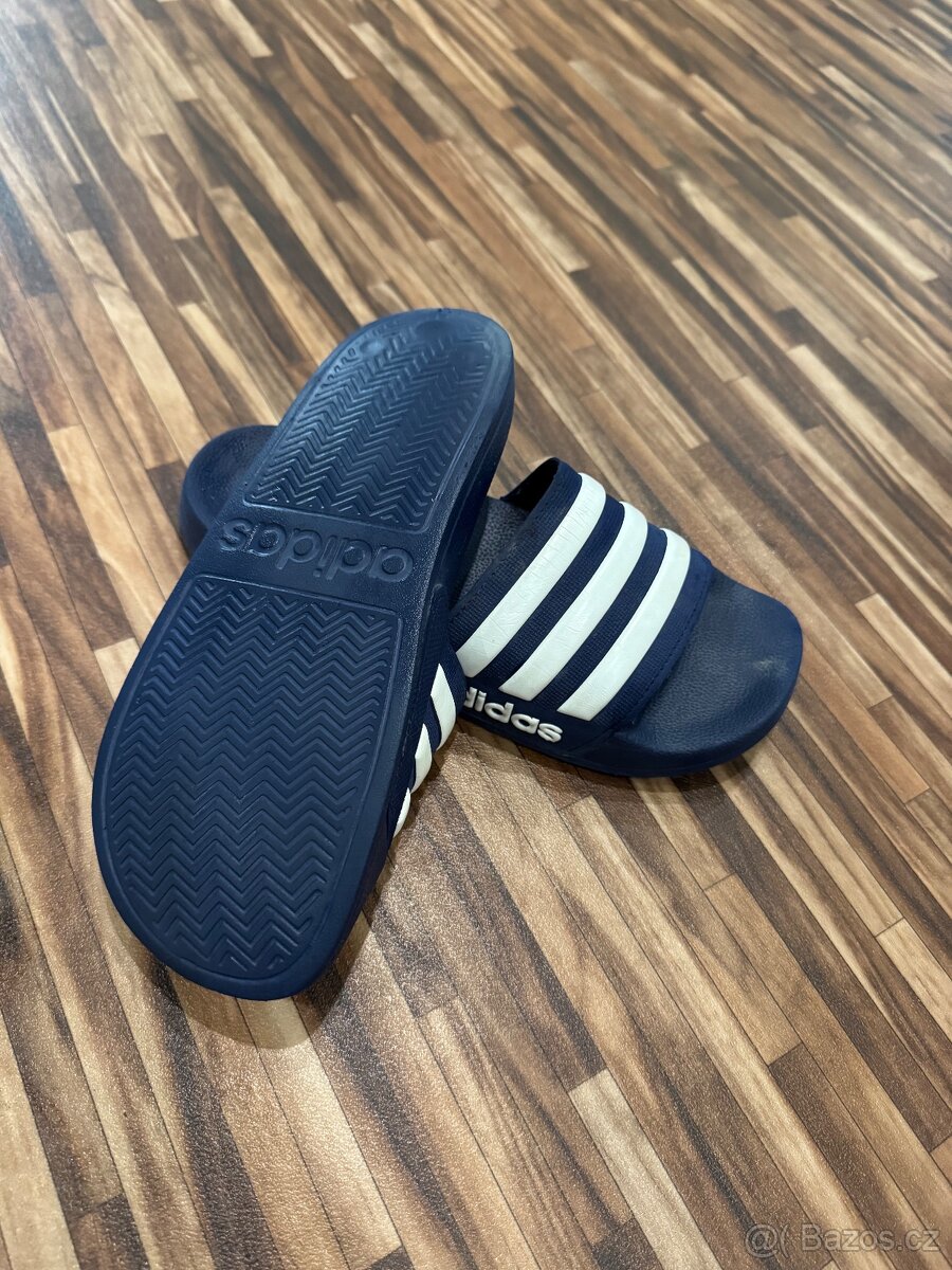 Plážové pantofle adidas vel.36 - 2