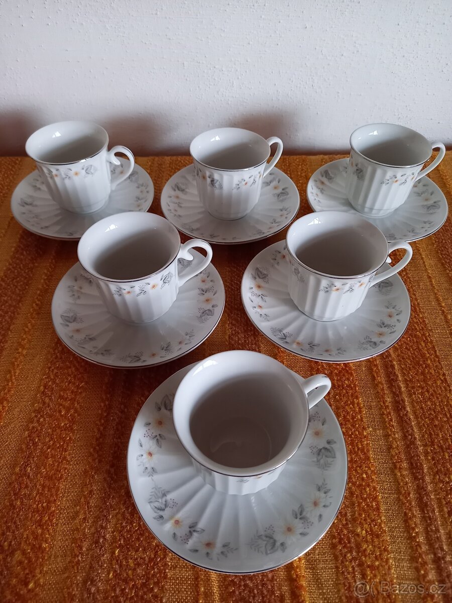 Porcelánová souprava na kávu nebo čaj - 2
