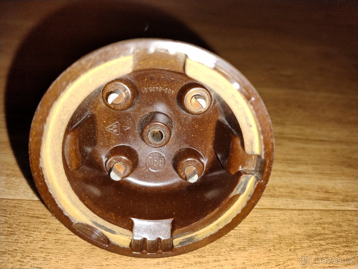 Víčko rozdělovače PAL - 2