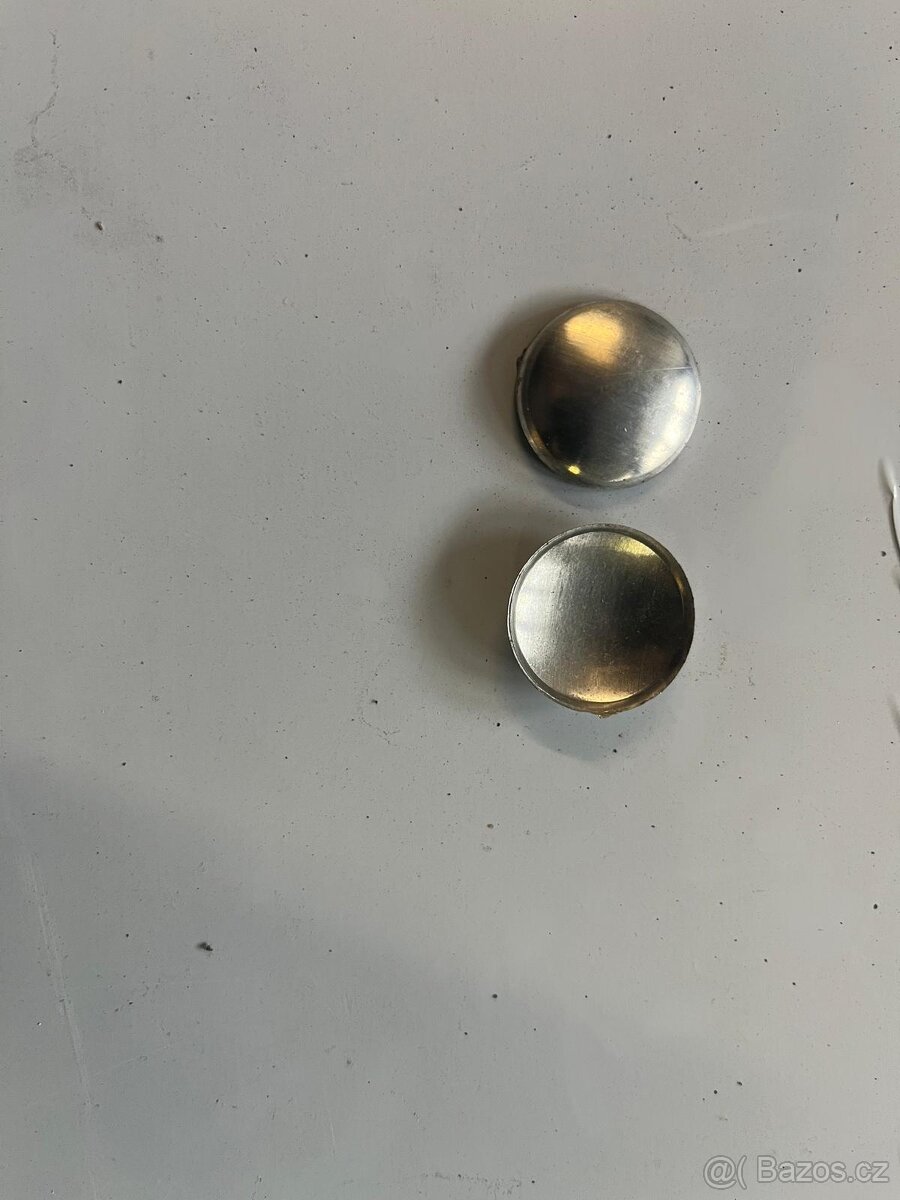 Krytky kotvícího materiálu - 2