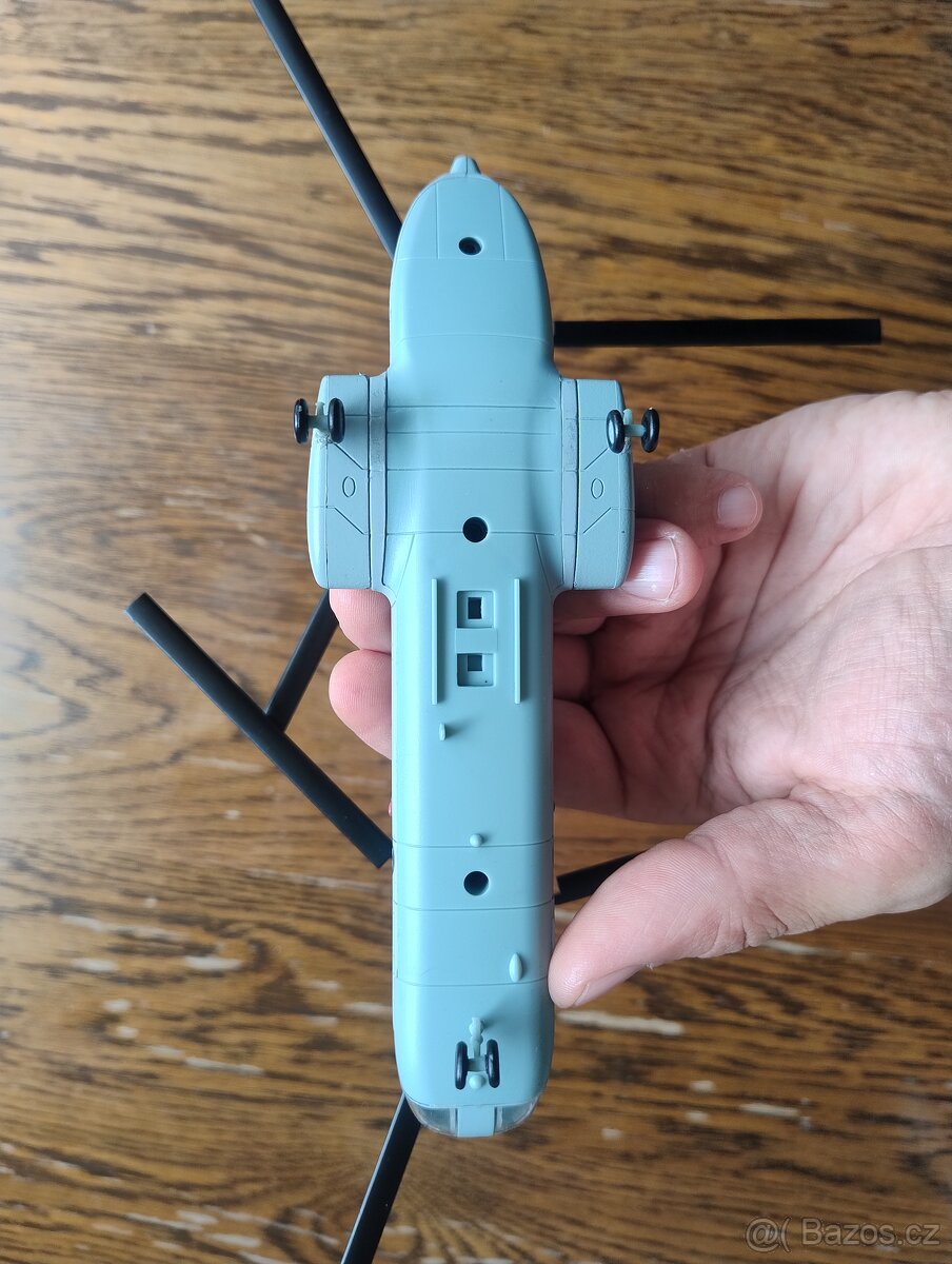 Model vrtulníku - 2