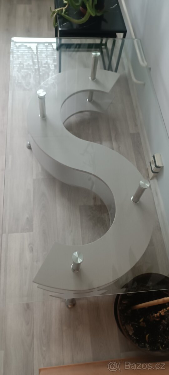 Konferenční stolek skleněný - 2