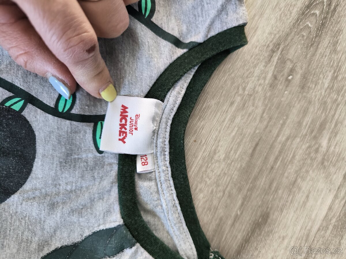 Dětské tílko vel. 128 - 2