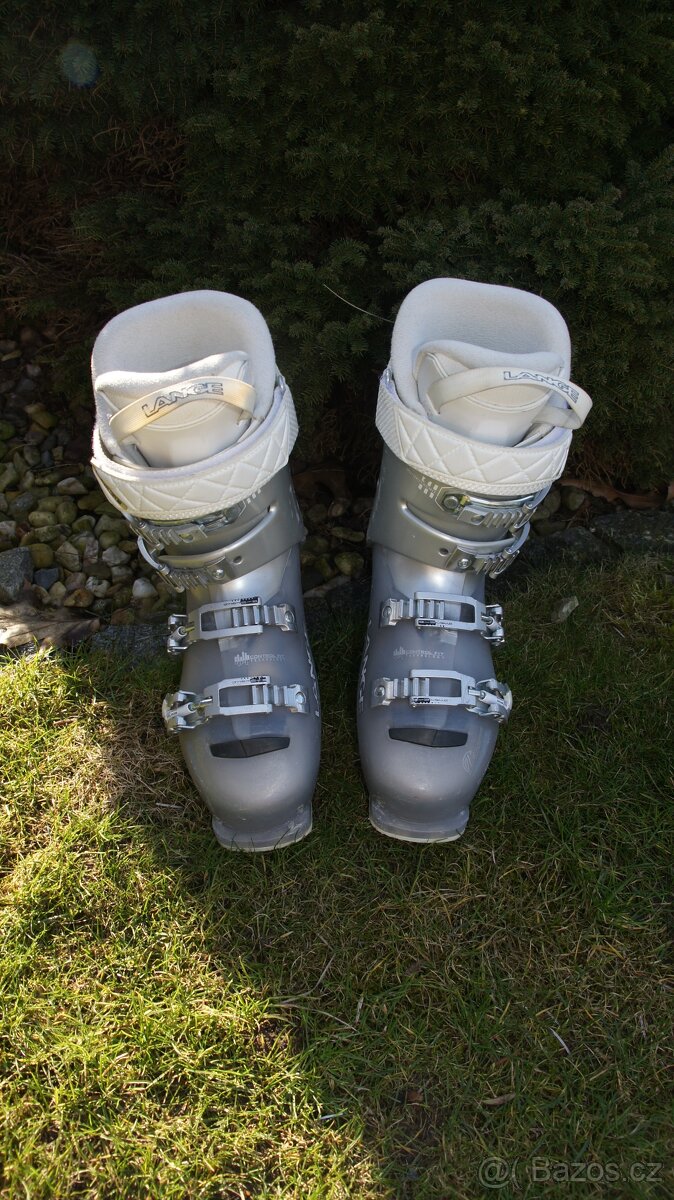 Lyžáky Lange - vel. 24 - 24,5 - 2
