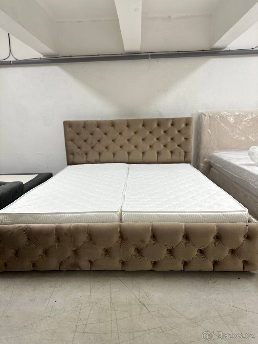 Čalouněná manželská postel 180×200 – NOVÁ - 2