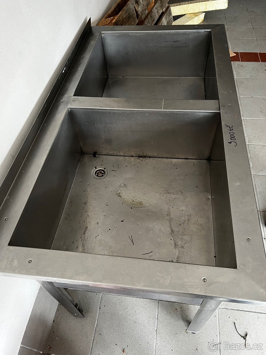 Kuchyňský dřez - 2