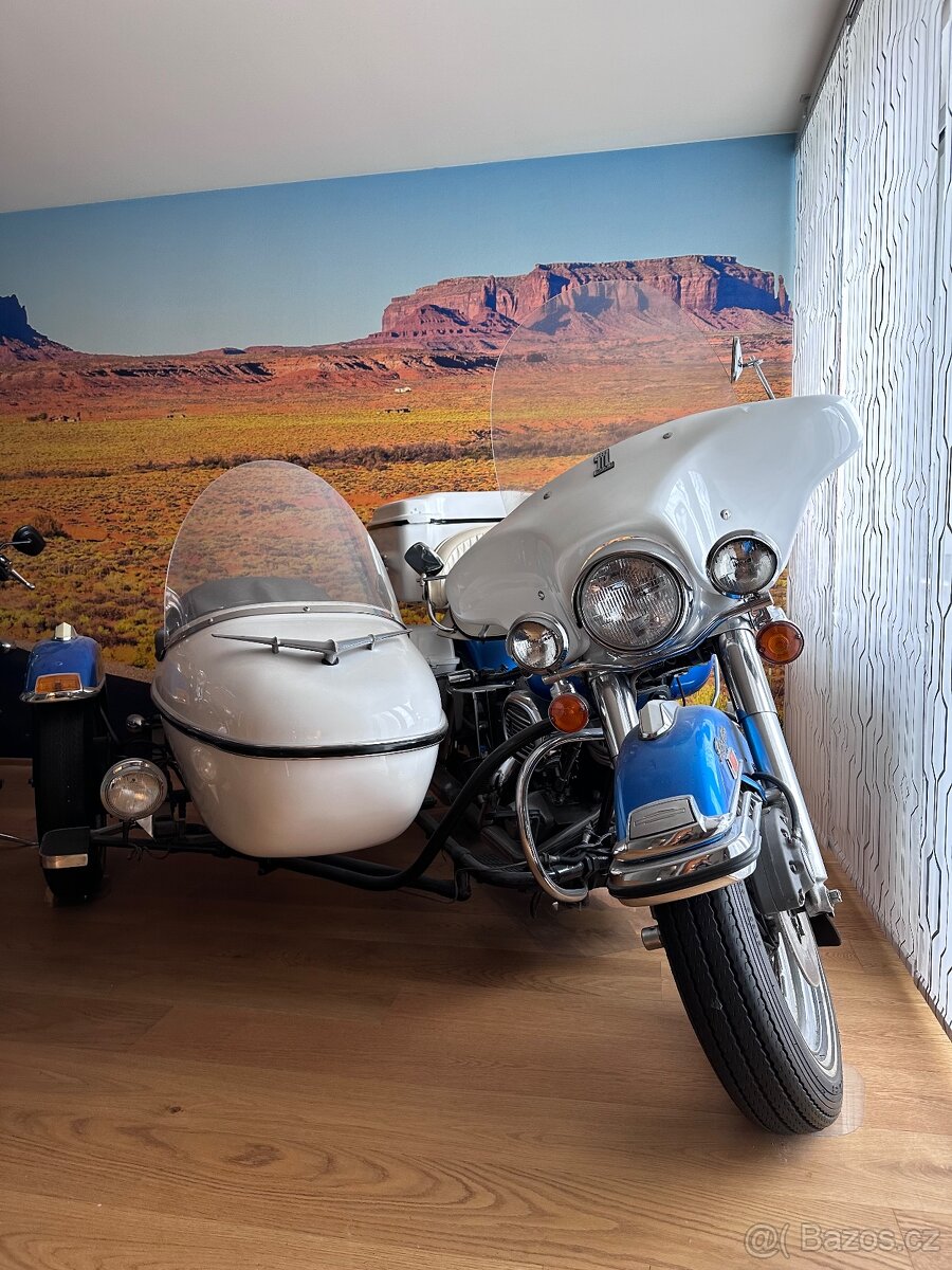 Harley Davidson FLH 1200 sajdkára - 2