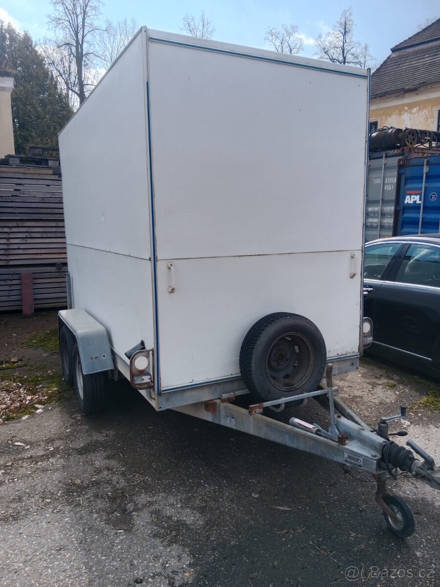 Skříňový přívěs - 2