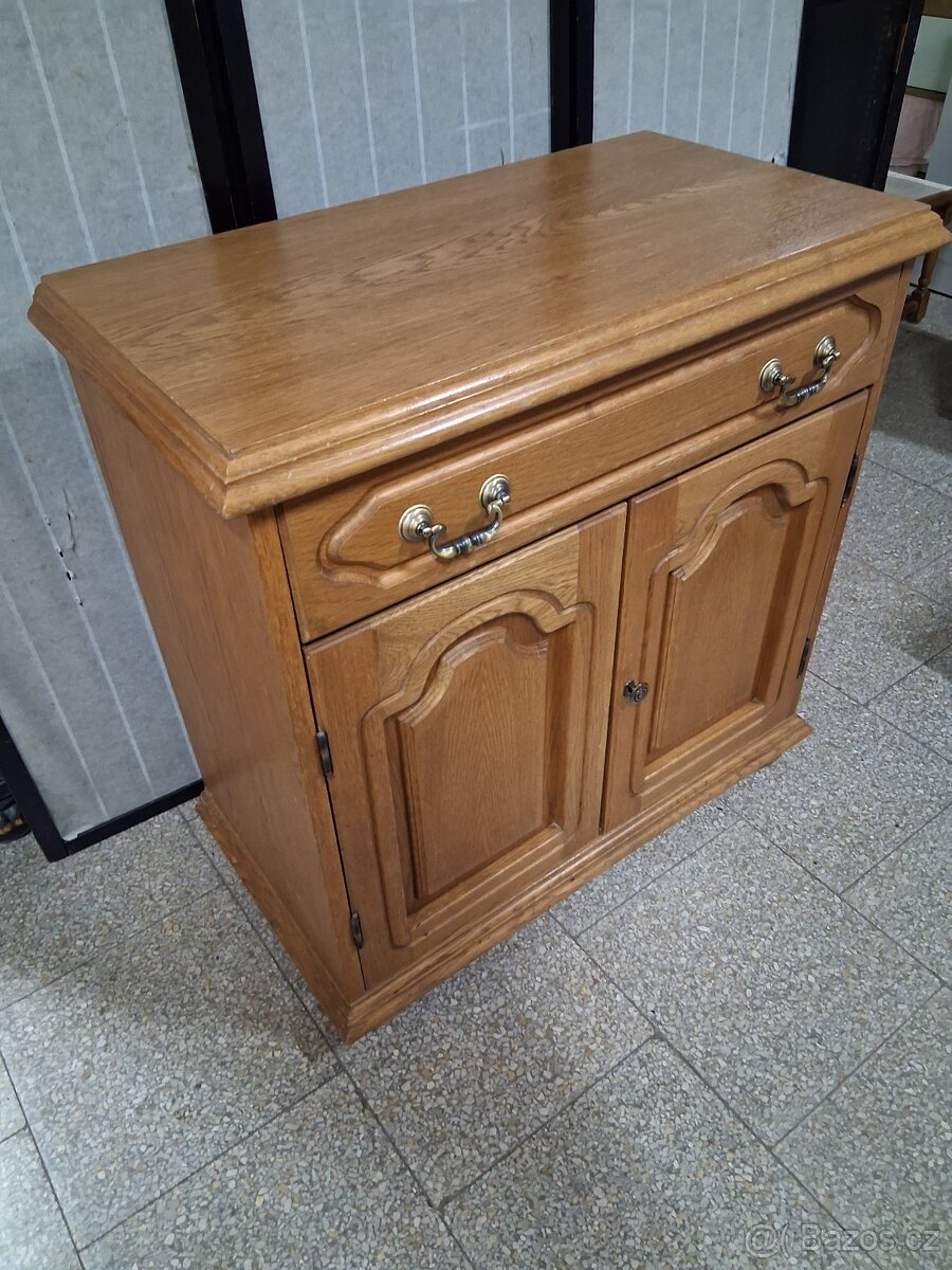 Komoda rustikální - 2