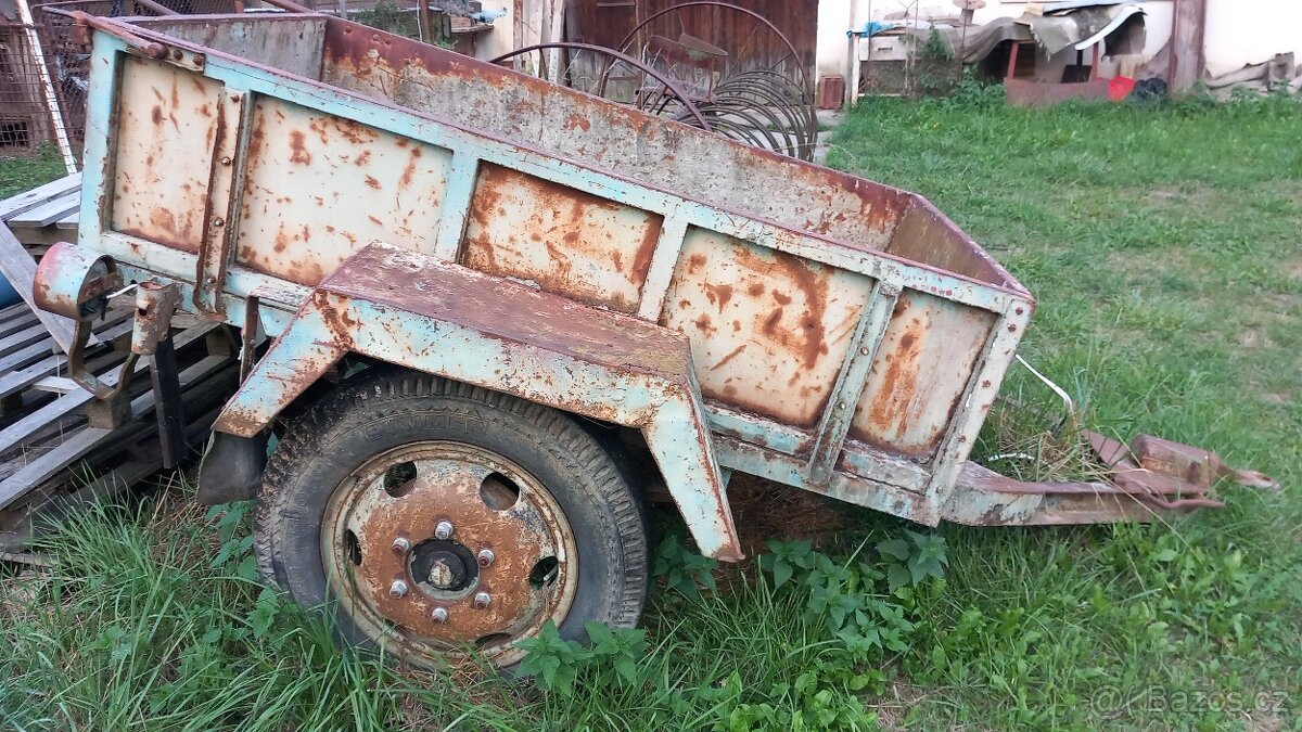 Vlečka za traktor - 2