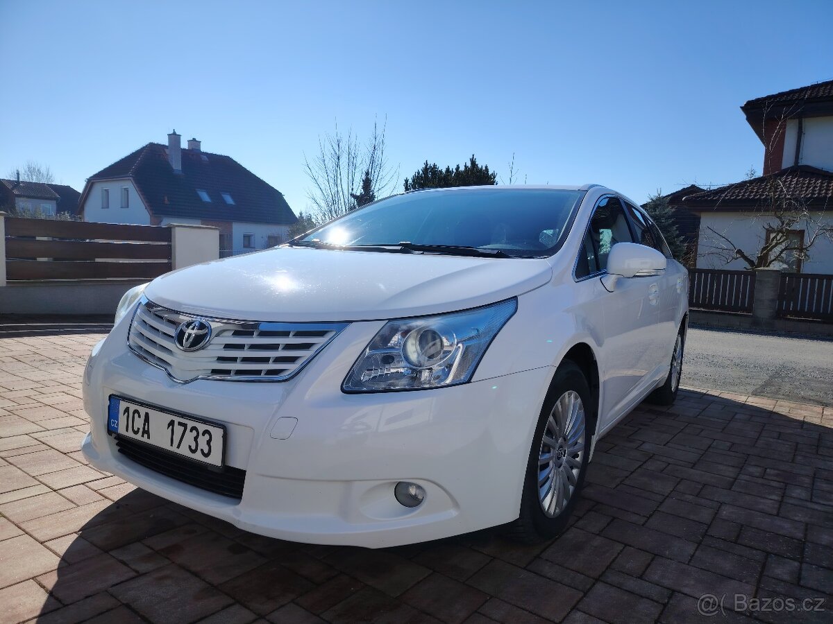 Toyota Avensis - 2