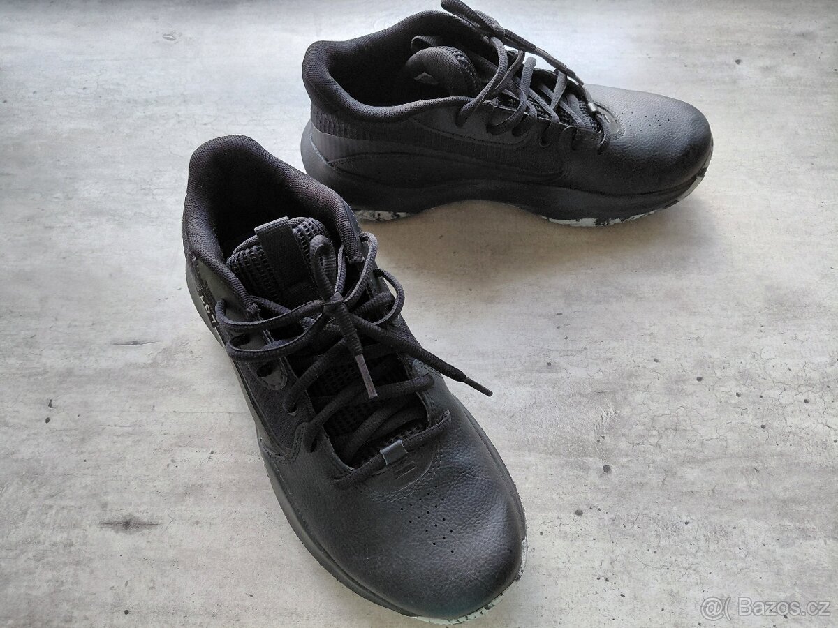 Dámské botasky Under Armour vel. 40 - 2