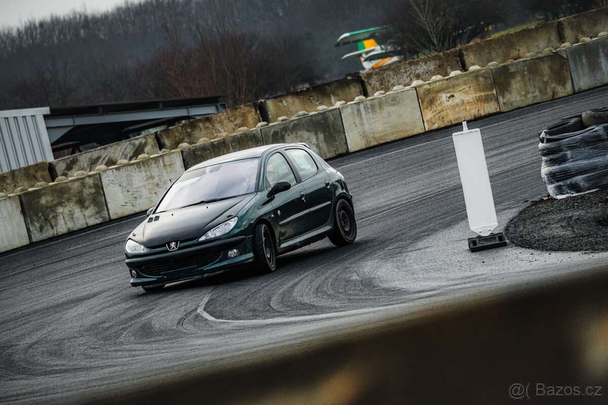 Peugeot 206 1.6 16v - 2