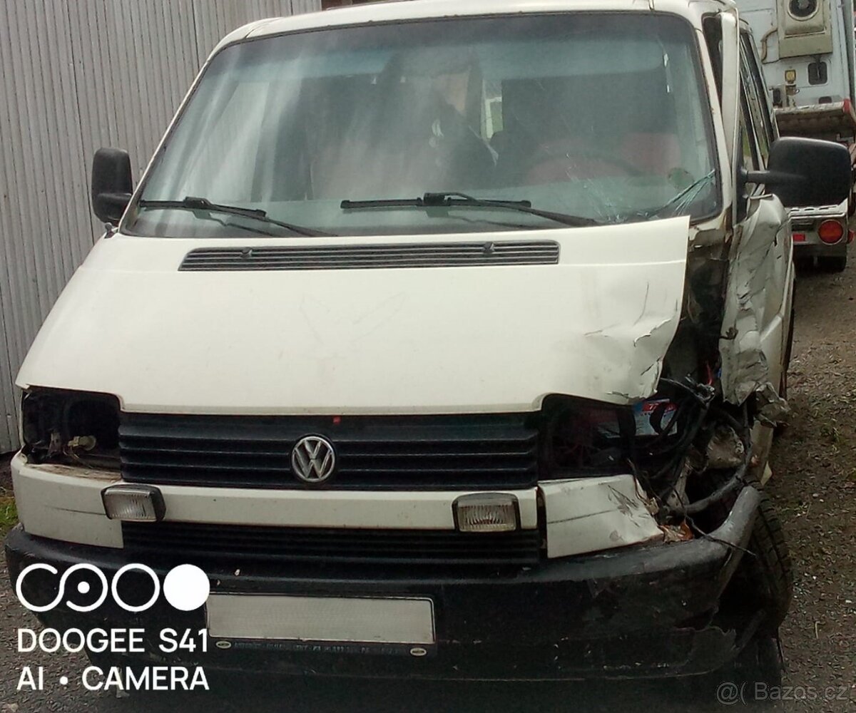VW Caravelle T4 - 2
