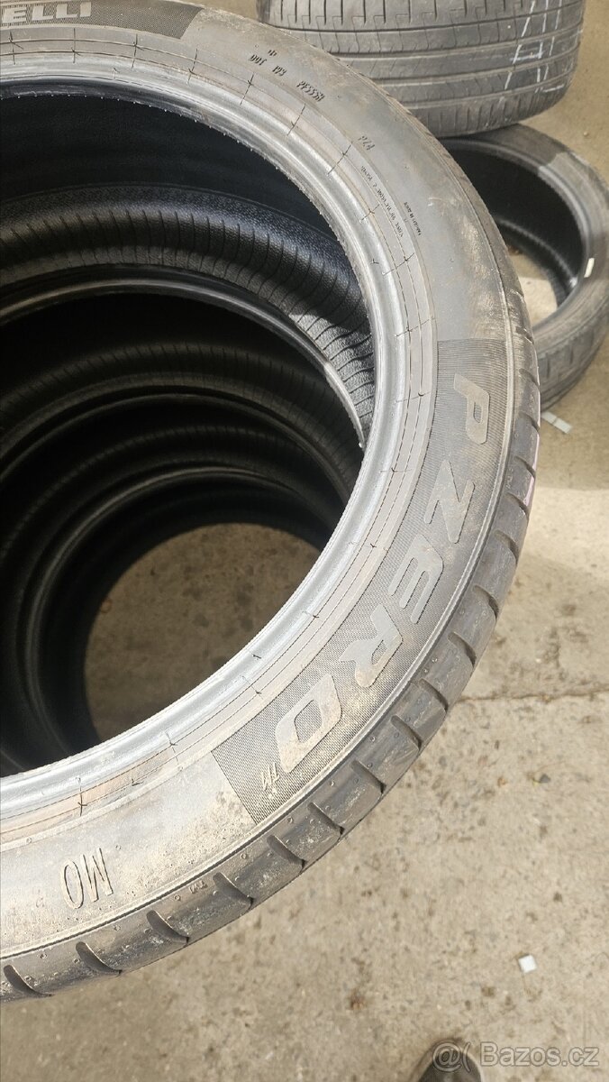 Letní sada 235/45/R20 Pirelli PZero - 2