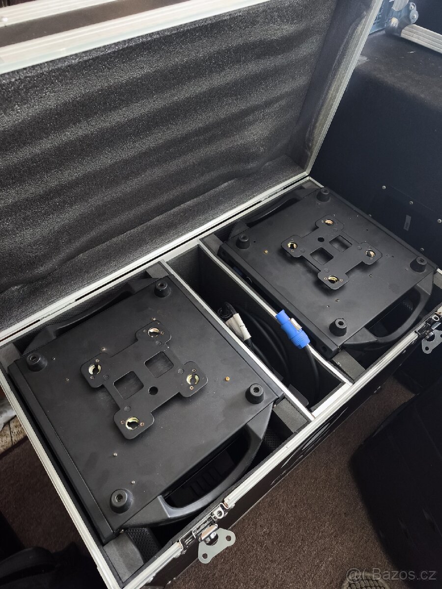 2x 15r otočná spot hlava + case - 2