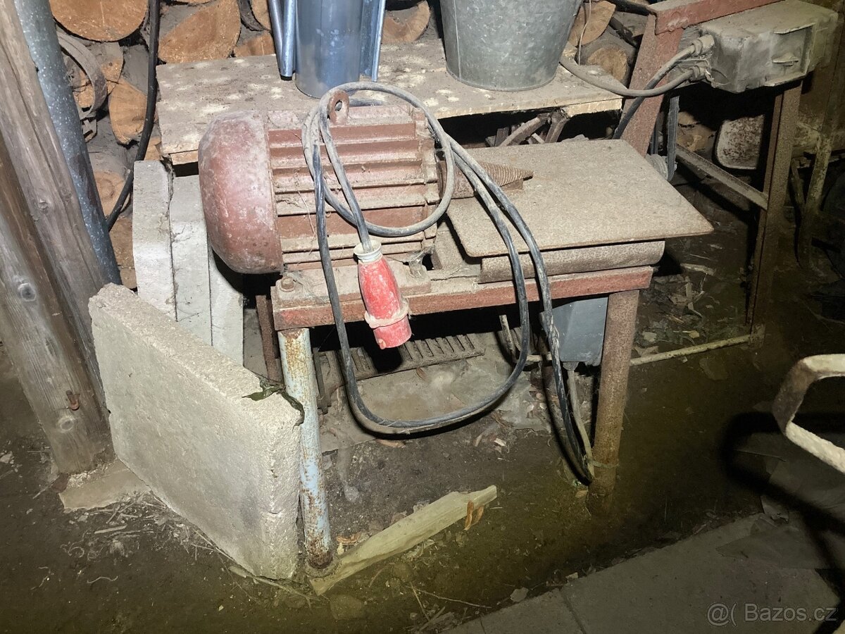 štípačka na dřevo - 2