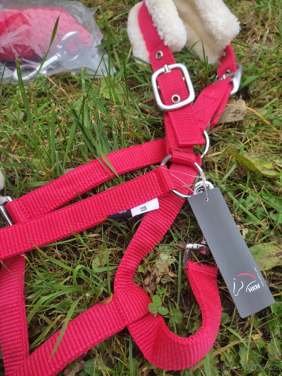 Ohlávka a vodítko v červené barvě s beránkem - 2