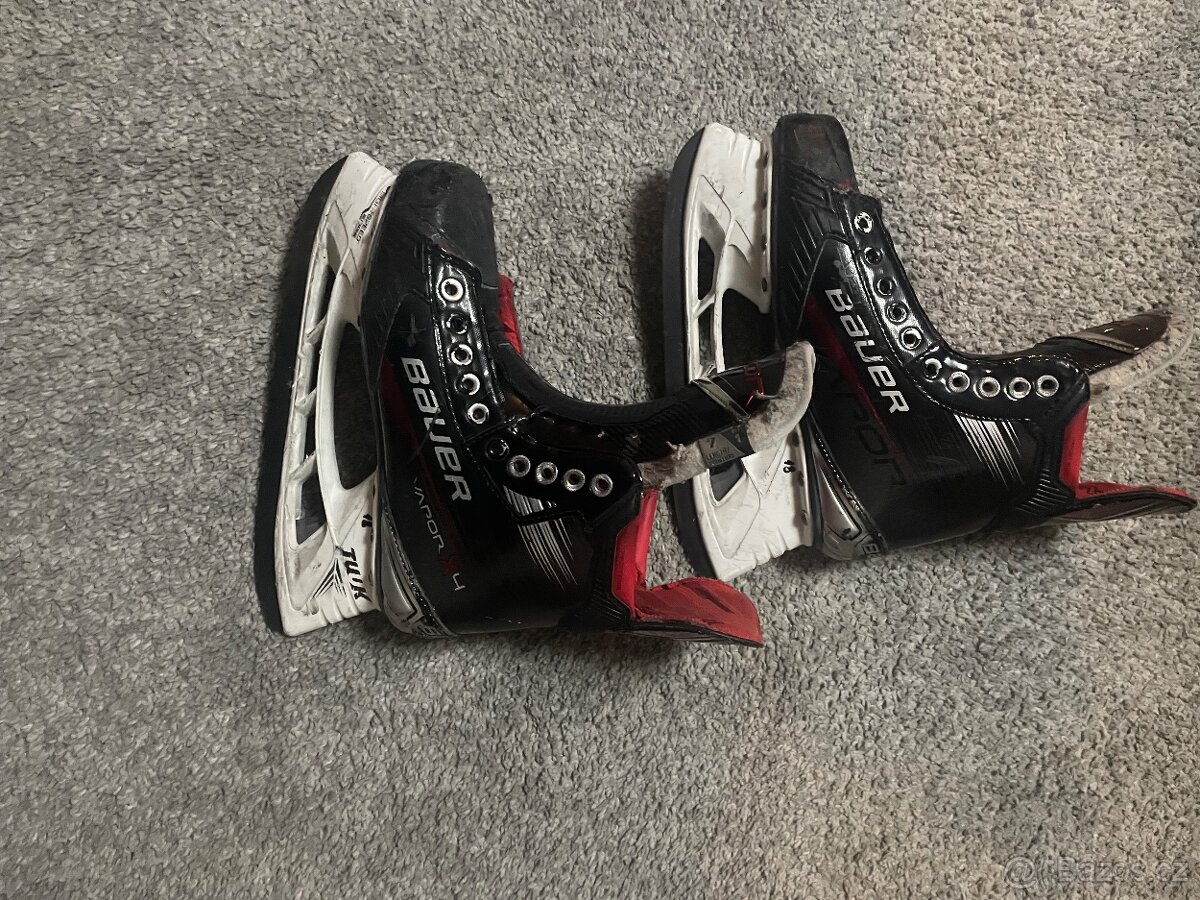 Brusle Bauer Vapor x4 - 2