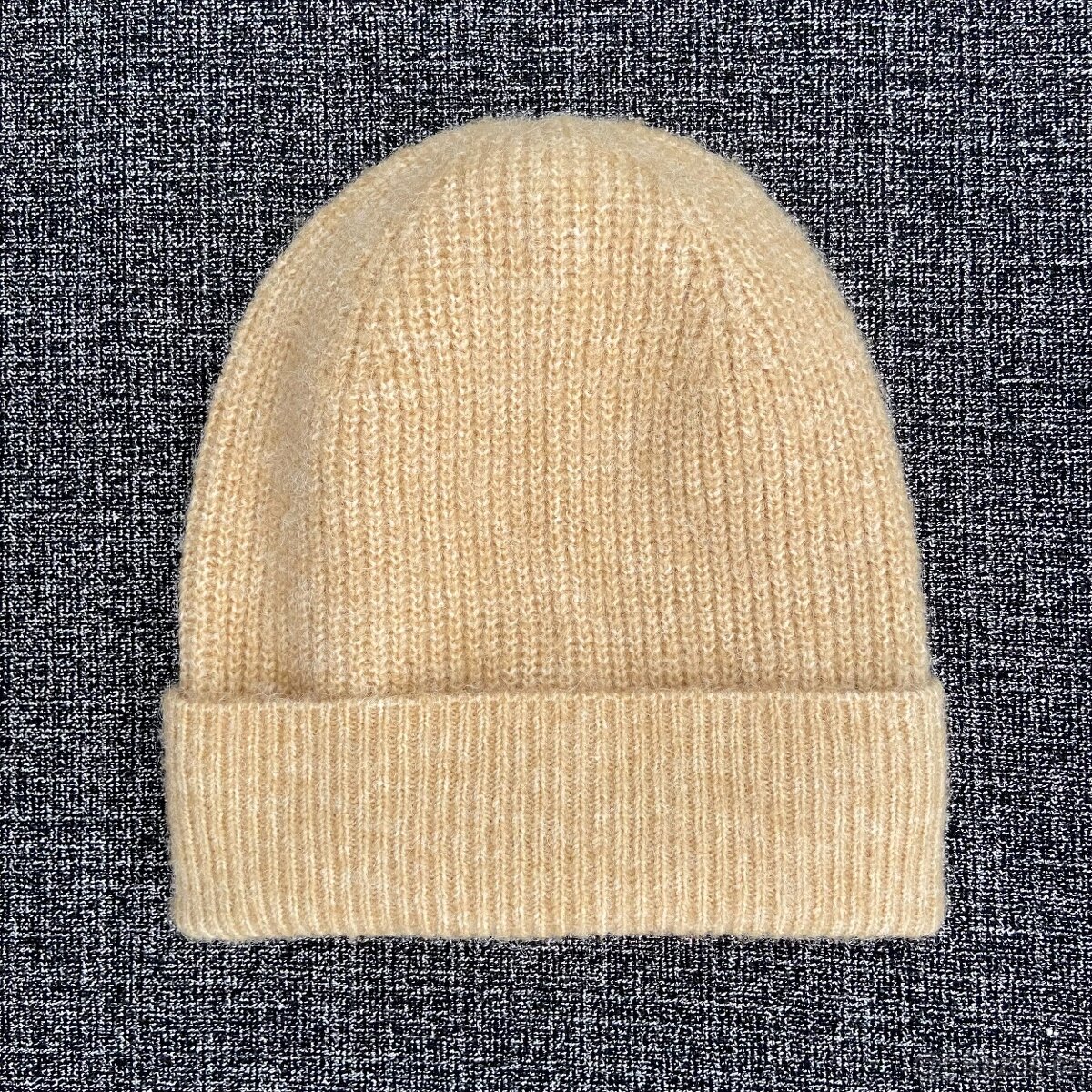 Dámská béžová pletená čepice vel. 56-58 - 2