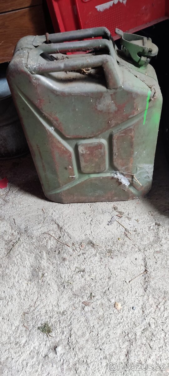 Plechové kanystry - 2