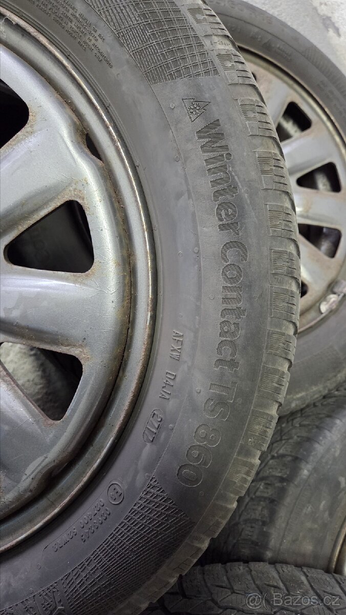 4ks Zimní pneumatiky s disky 205/60 R16 - 2