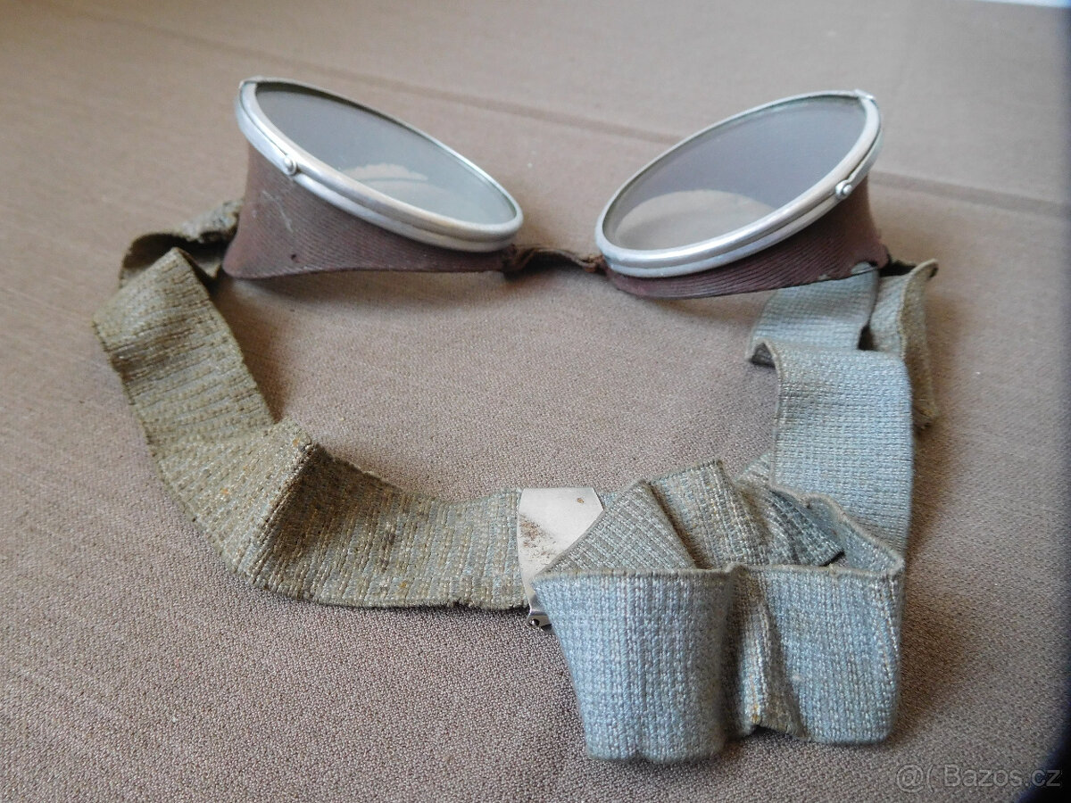 STARÉ asi MOTO BRÝLE - 2