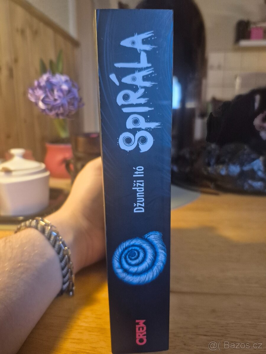 Manga spirála (Čtěte popisek) - 2