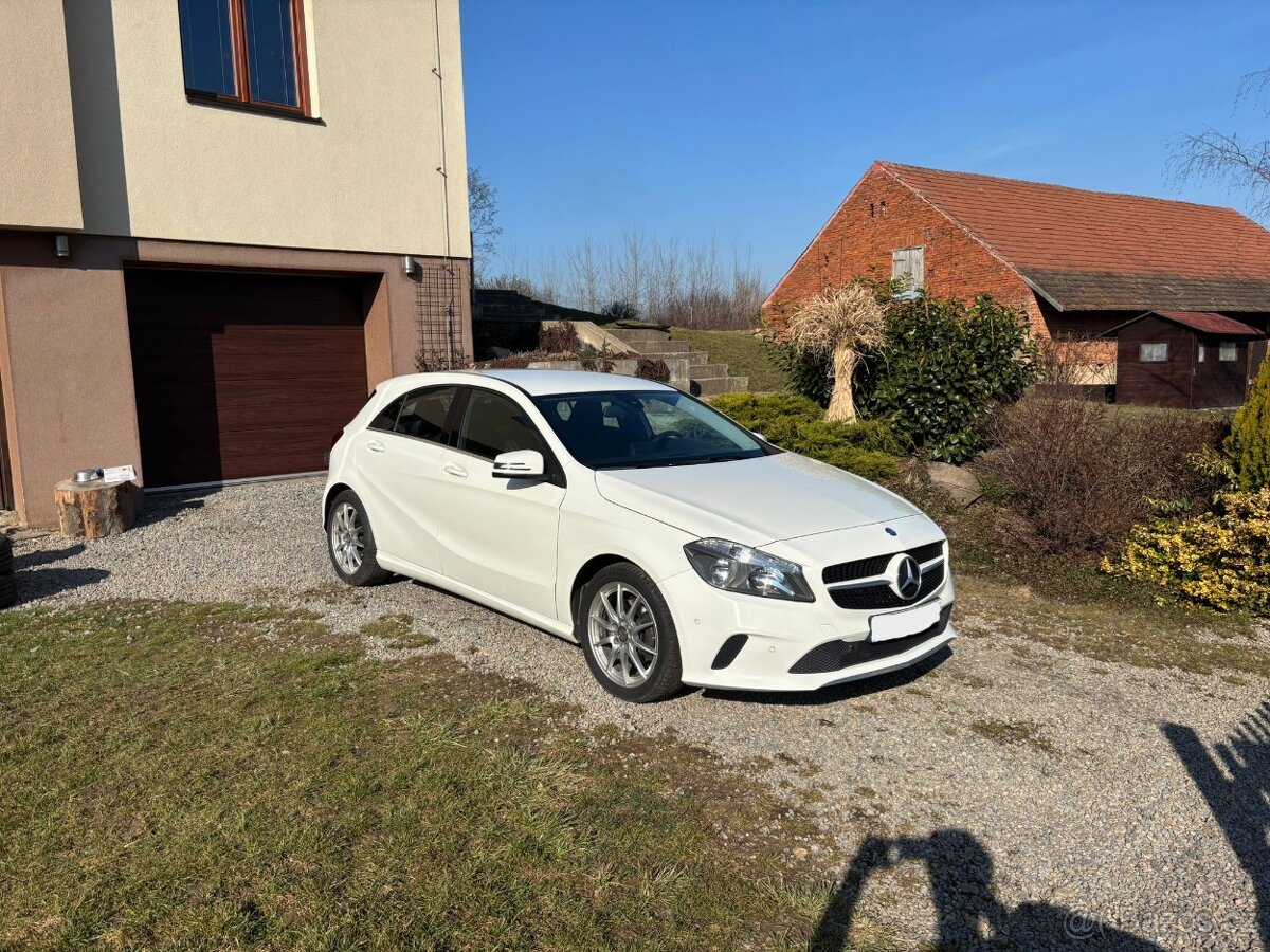 Mercedes-Benz A 180 (2017) - 2