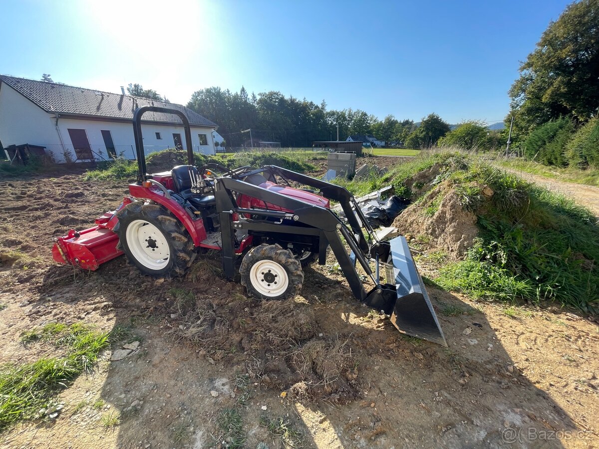 malotraktor Mitsubishi MT23 - 2