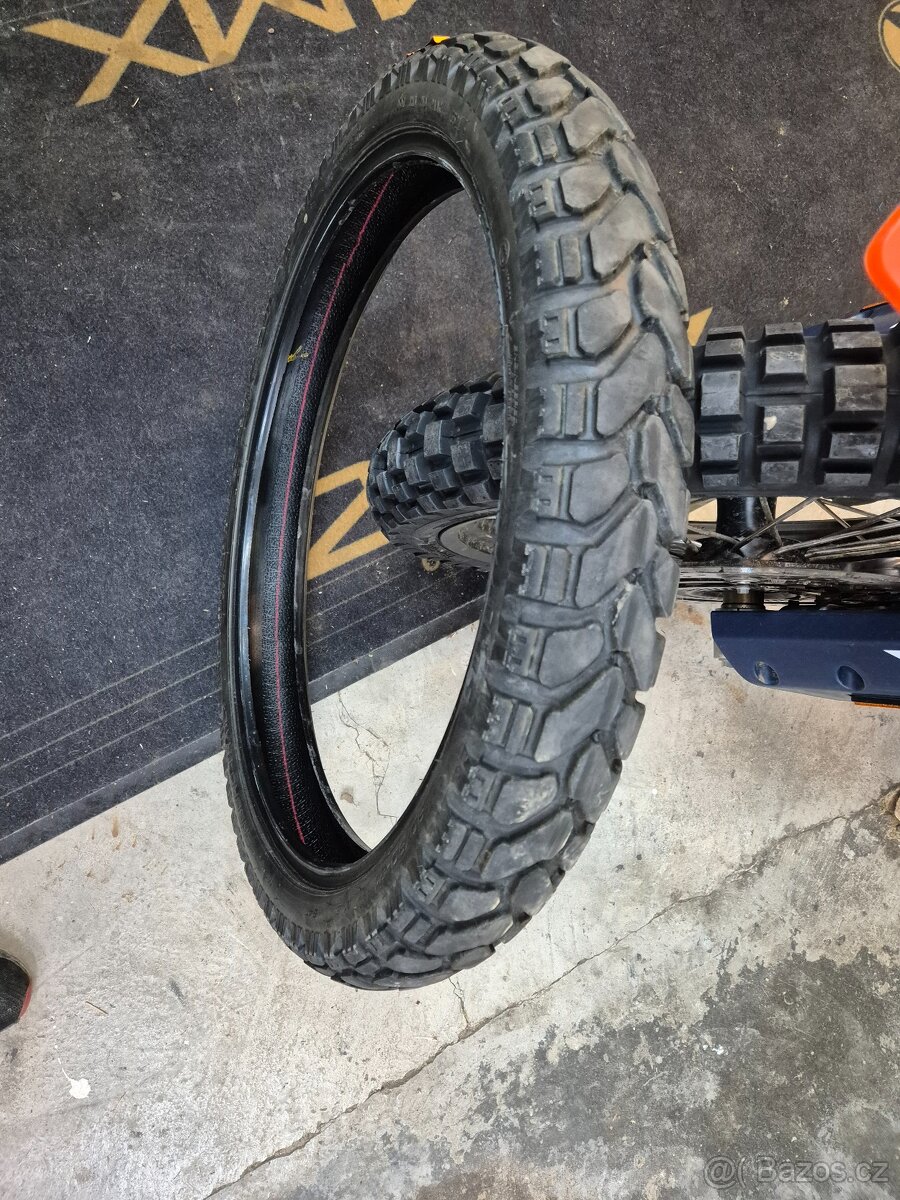 Pneu mitas 90/90/21 - 2