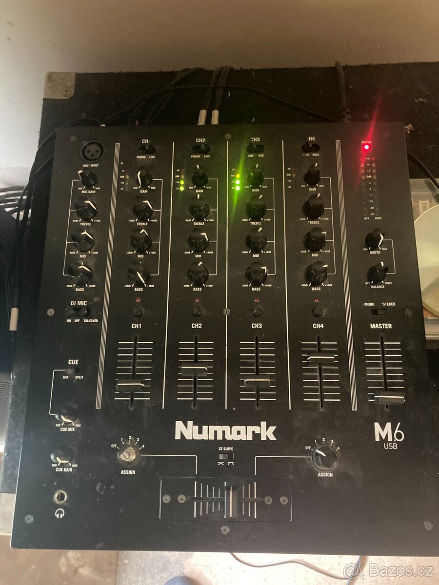 Prodám DJ aparaturu - 2