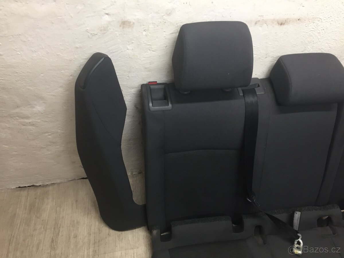 VW GOLF 5 2003-2008 - ZADNÍ SEDAČKY - 2