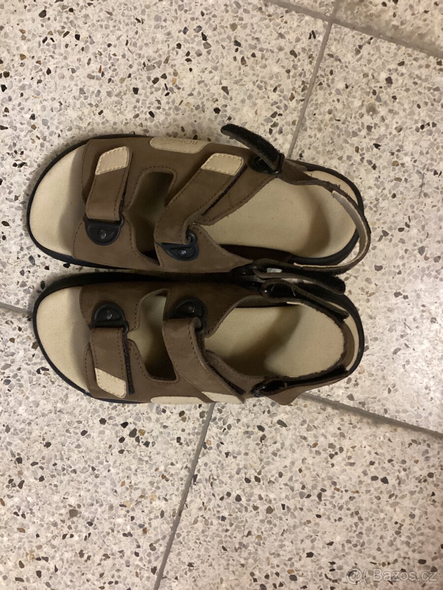 Prodám NOVÉ sandaly - 2