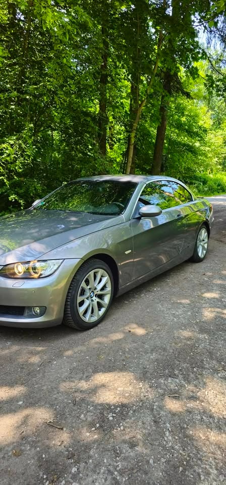 Bmw e93 330i 200kw - 2