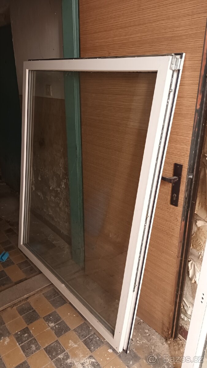 Plastové okno 145,5cm x 170cm - 2